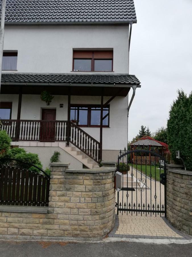 Apartament Bardzo Popularny Apartment Boleslawiec  Exterior photo